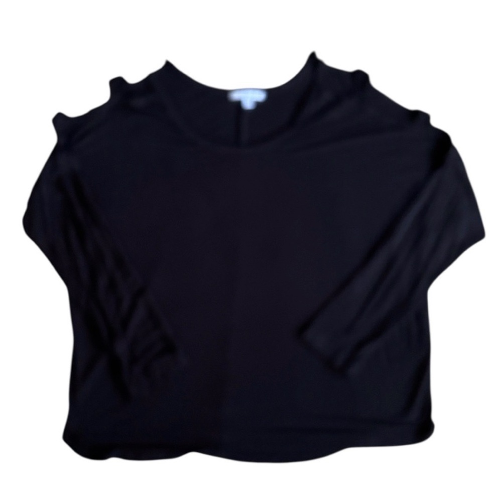 Acemi Black Cold Shoulder Top